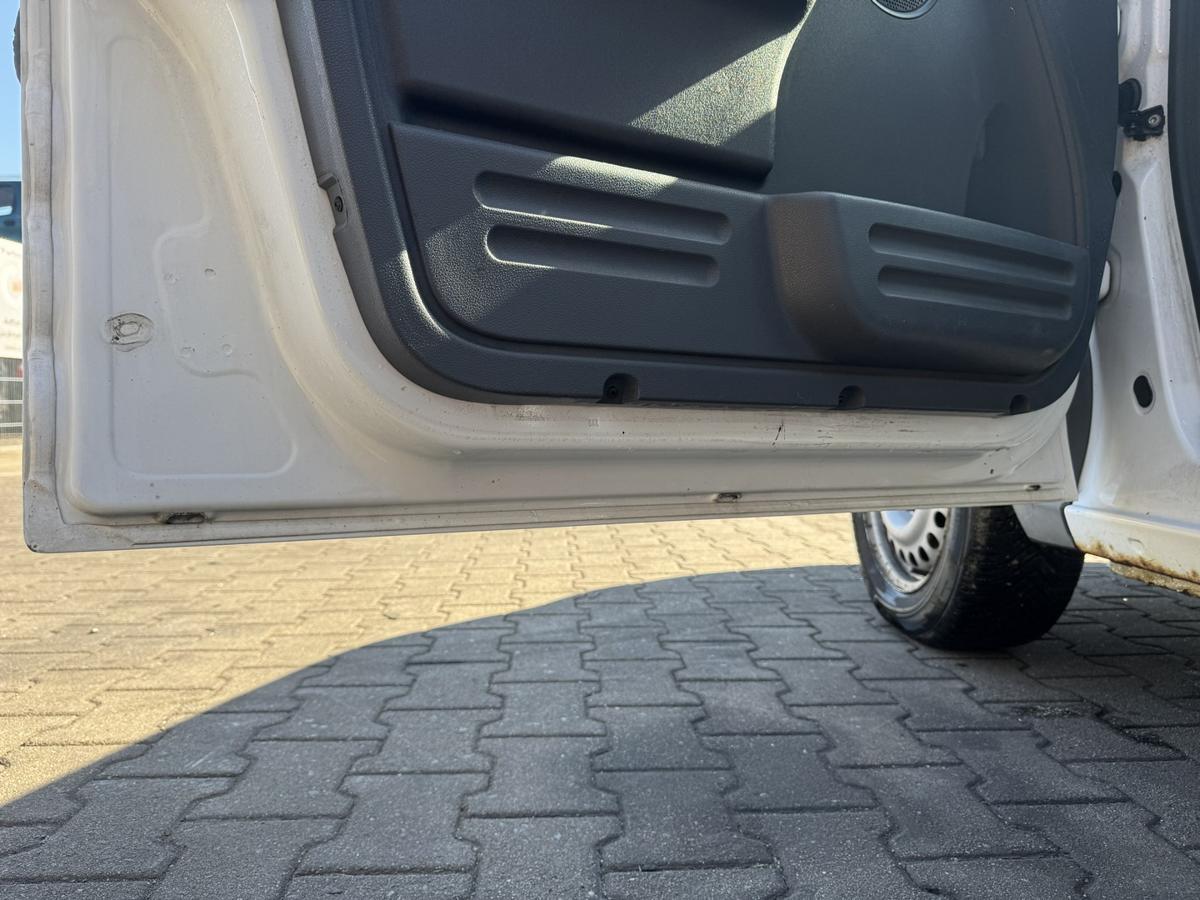 Ford Transit Connect original T&uuml;r vorn links Frost Wei&szlig; Rohbau Bj.2011